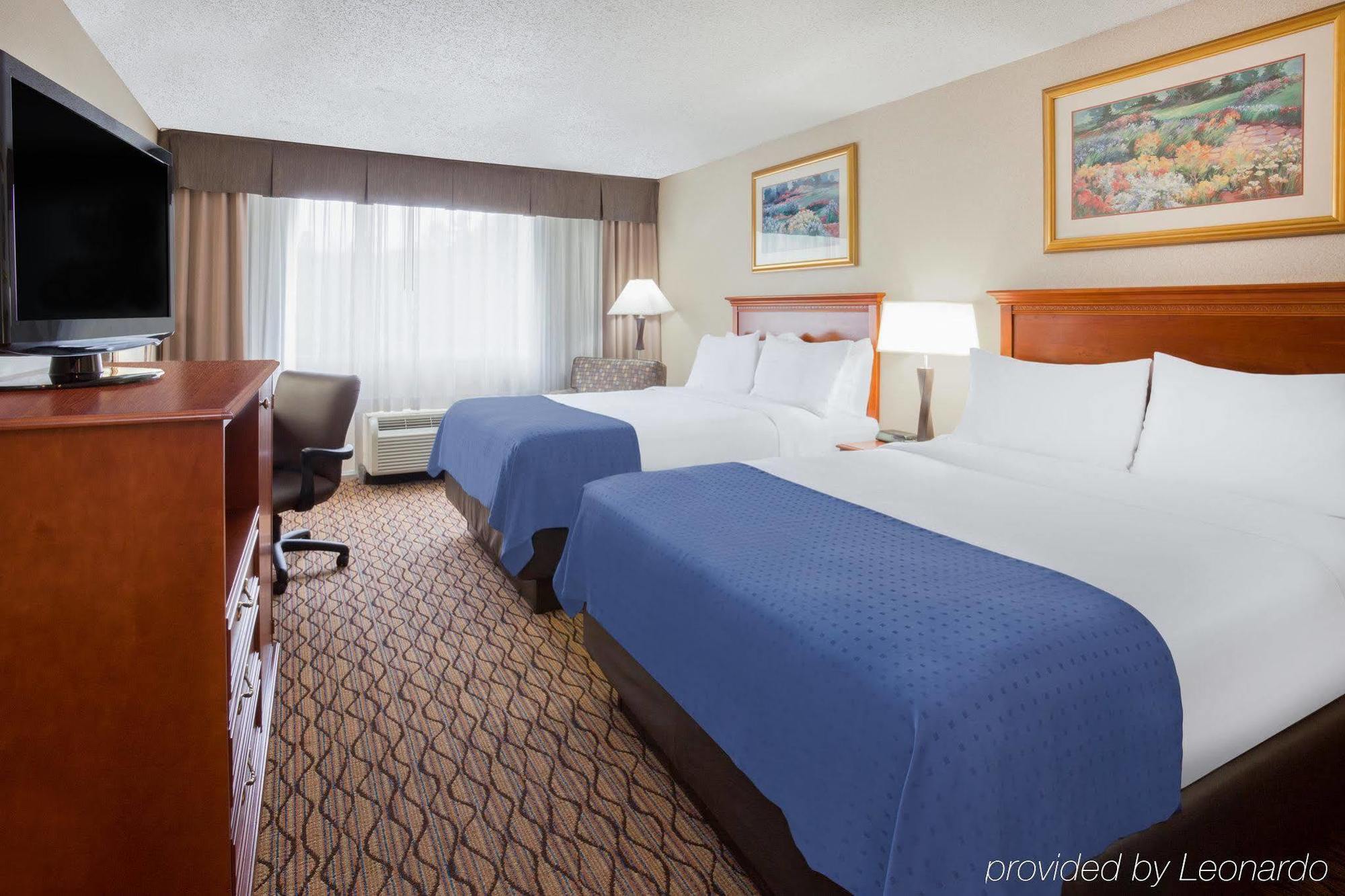 Holiday Inn Marquette By Ihg Екстер'єр фото